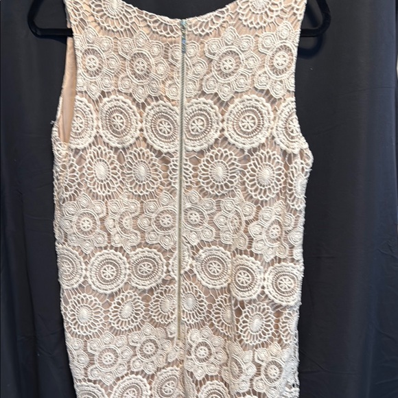 Eliza J Ivory Crochet Lace Dress – Size 14 – Excellent Condition - Picture 6 of 10
